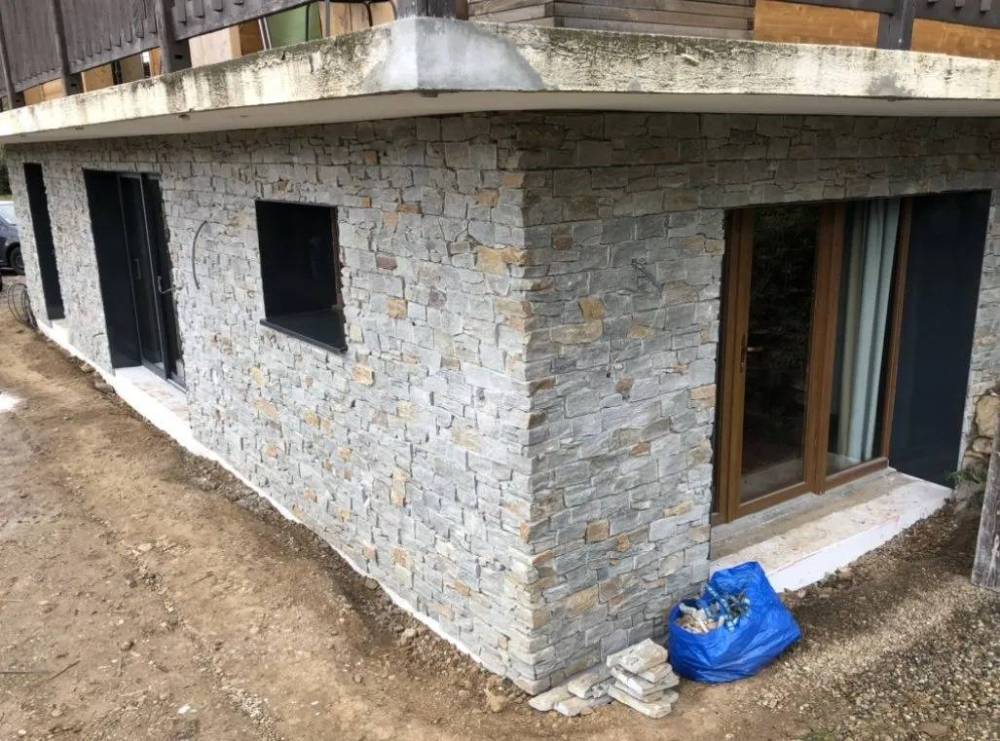 maison mur pierre naturelle